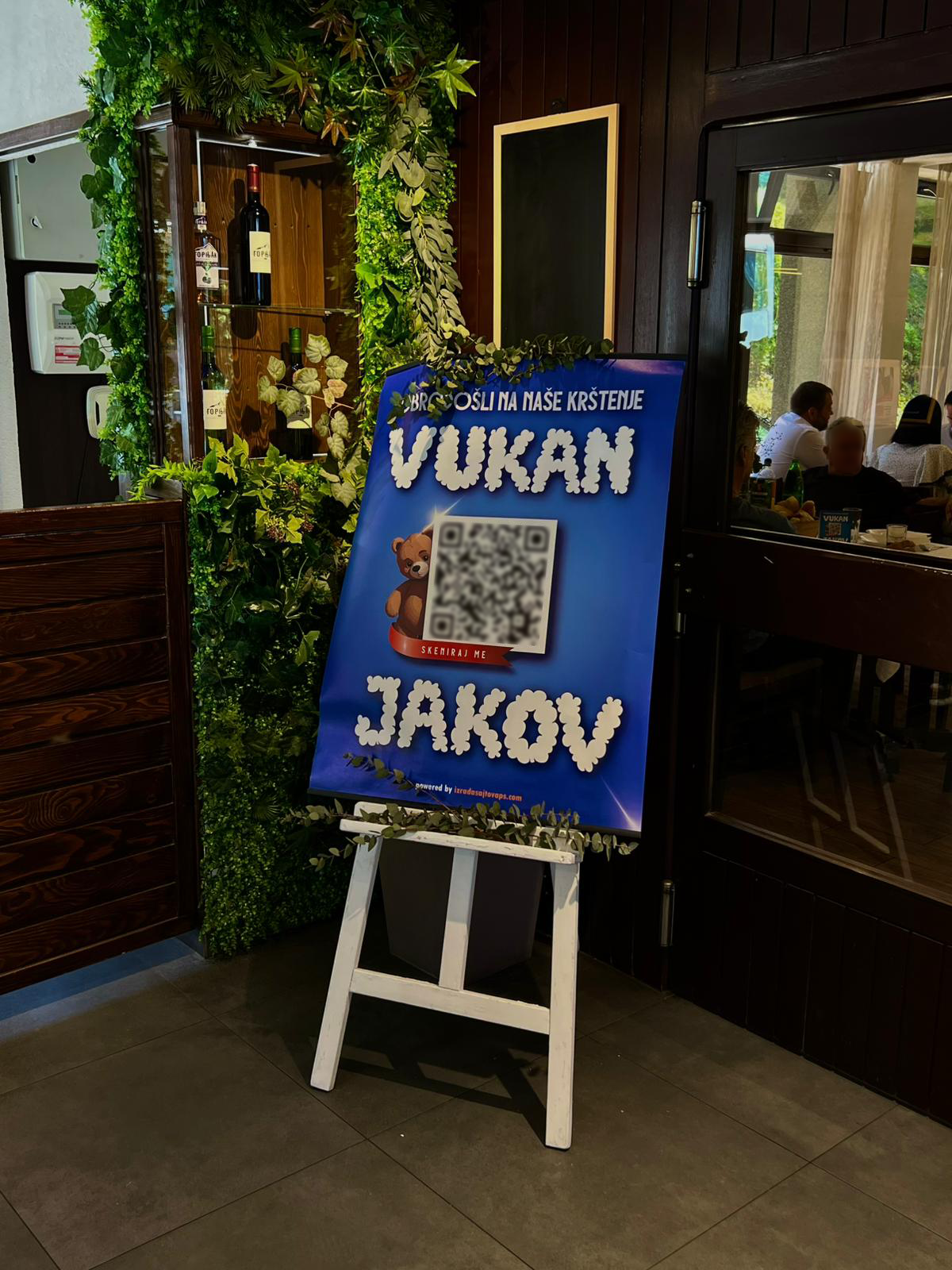 Marketing materijal slike Krštenje